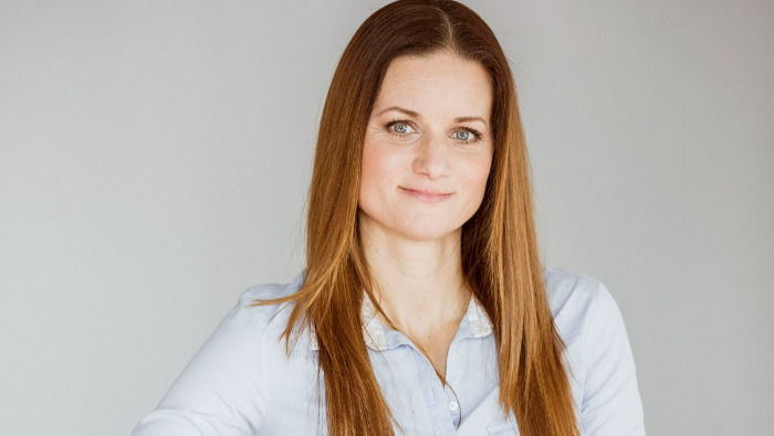 Egy ügyvezetővel folytatja a VMLY&R csoport