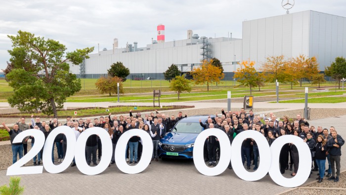 Elkészült a kétmilliomodik autó a kecskeméti Mercedes-Benz Gyárban