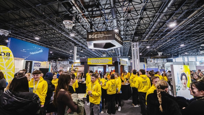 Töretlen érdeklődés a BGE iránt 