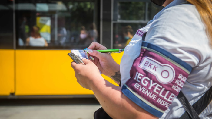 Több milliós pótdíjat fizettek a rekorder bliccelők 2024-ben