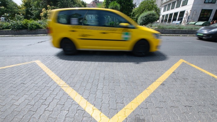 Újabb taxiállomásokat újít fel a BKK 