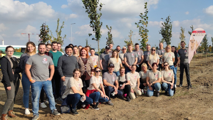 Két hektárnyi erdősávval növeli Bük zöldfelületét a Nestlé Purina