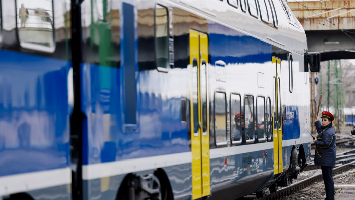 Forgalomba állt a MÁV-START teljes KISS flottája