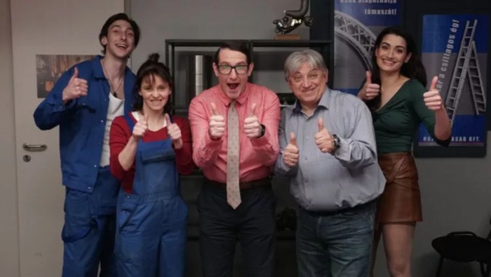 Ne vetkőzz ki önmagadból a céges bulin sem!