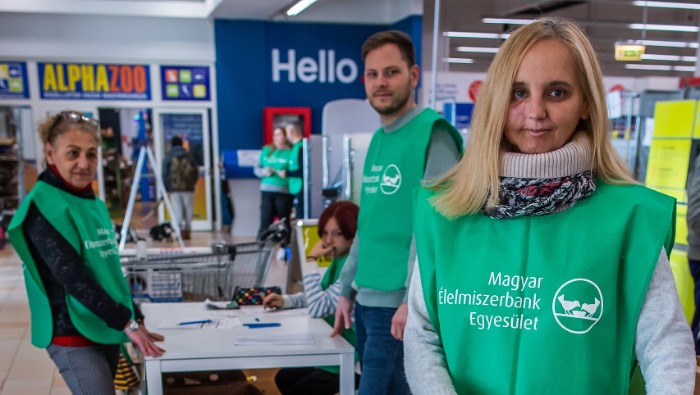 Itt az ország történetének legnagyobb élelmiszergyűjtő akciója