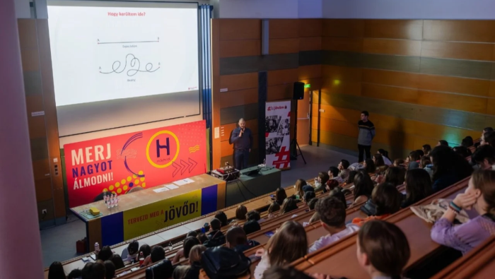 Inspiráló előadások a HiFeszt fesztiválon