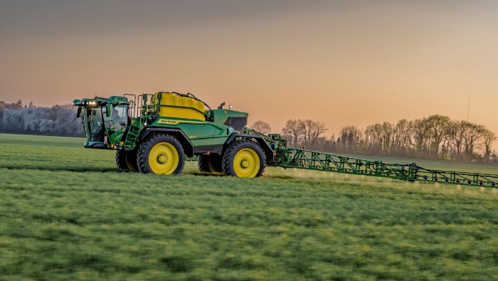 Kivételes kényelem, intuitív irányítás, intelligens permetezés