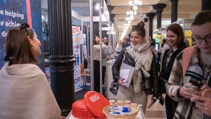 Szerdán kezdődik a Corvinus kétnapos őszi állásbörzéje
