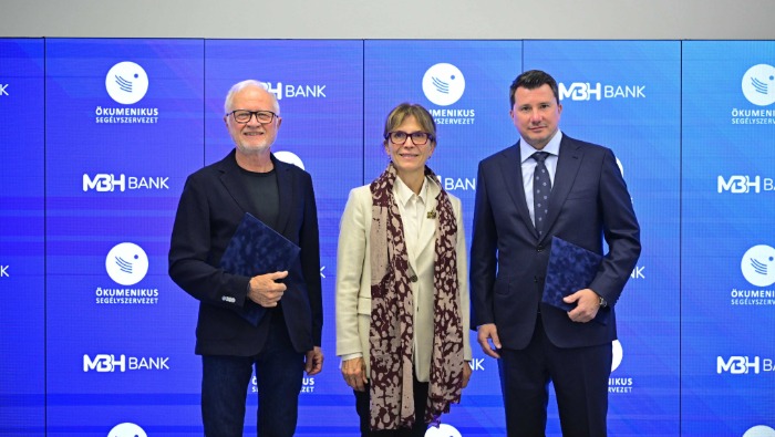 Két év alatt több mint 12 500 embernek segített az MBH Bank