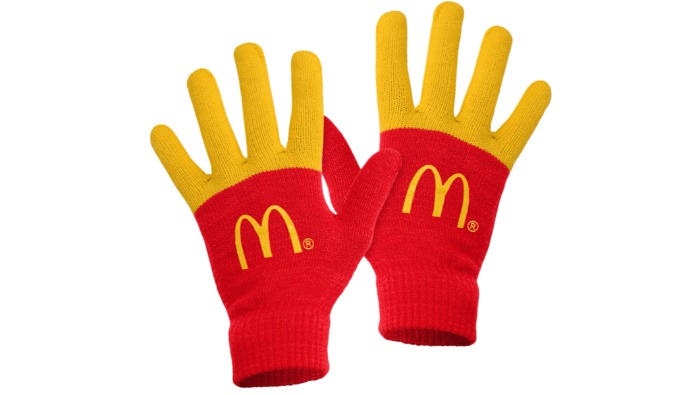 Jótékonysági kesztyűkkel segít a McDonald's