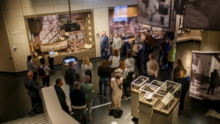 Marketing döntéshozók a hiteles történetek múzeumában