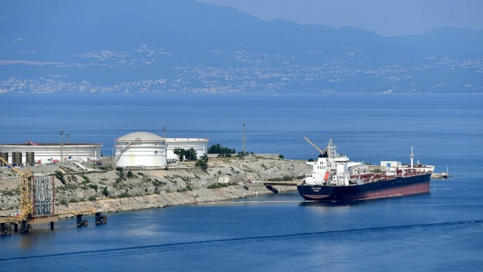 Megérkezett az MVM és a MOL első közös kőolajszállítmány 