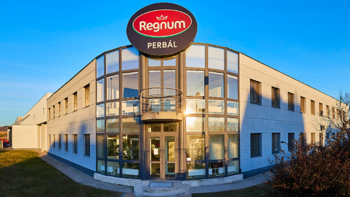 Modern környezet, új technológia a SPAR perbáli Regnum húsüzemében