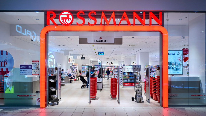 Évi 500 ezer vásárlót is hozhat a Rossmann hatalmas, új üzlete