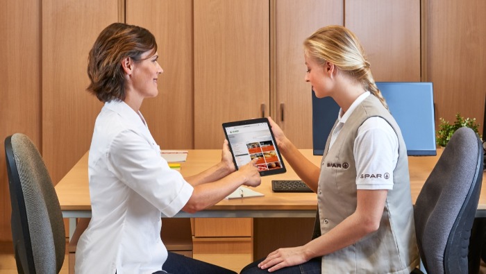 Digitális ugrás a HR-ben – MI-vel és e-learninggel újít a SPAR