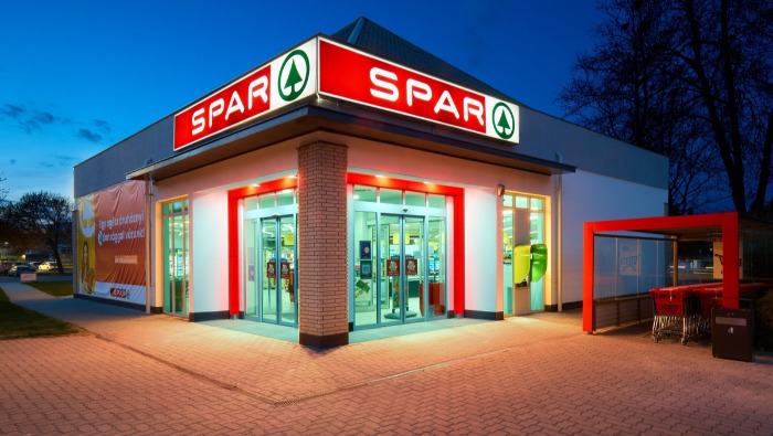 880 milliós beruházással újította meg három áruházát a SPAR