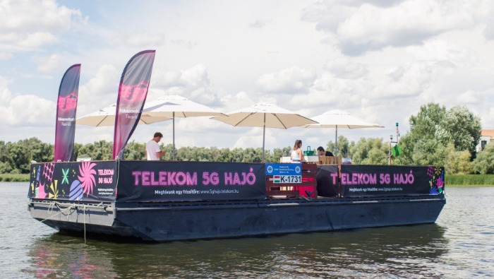 Telekom 5G hajó a vízen szomjazóknak!