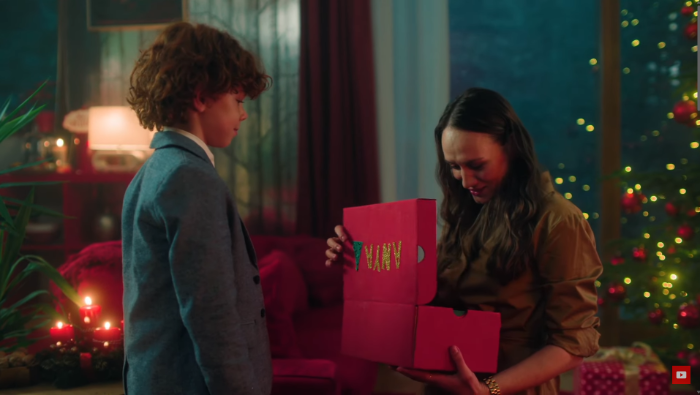 Egy ajándék is elég, ha abban benne van minden törődésünk