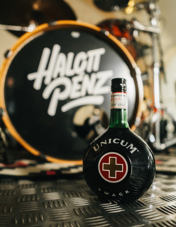 Unicum_Akusztik_Halott_Pénz_werk_4