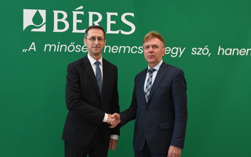 Béres avató_2023_11_10_Szolnok_avatás